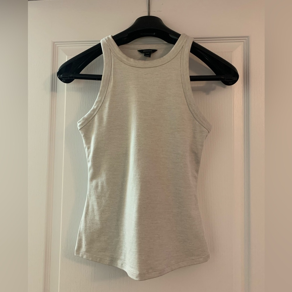 RW&CO tank top with build in bra XXS